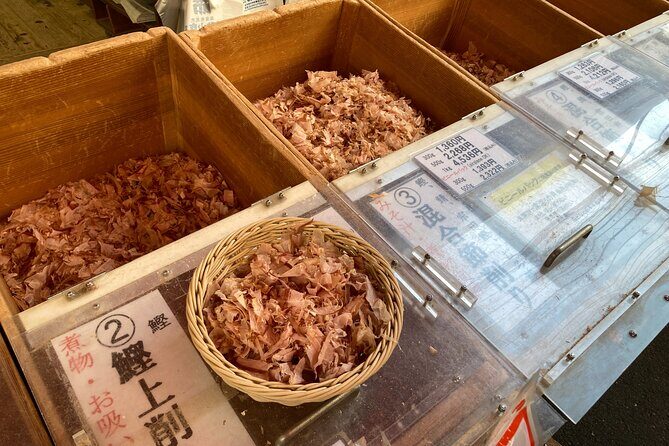 Tokyo Tsukiji Fish Market Walking and Exploring Hidden Gems Tour - Caretta Shiodome sky deck: ending with views and orientation