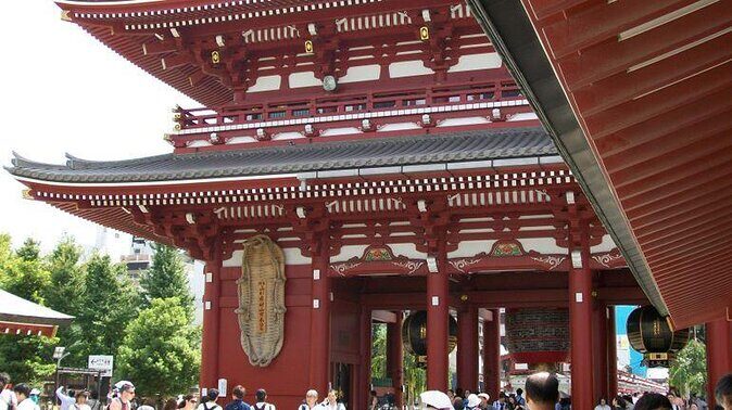 Tokyo Tsukiji Food & Culture 6hr Private Tour with Licensed Guide - Why Tsukiji and Asakusa make perfect food-culture bookends