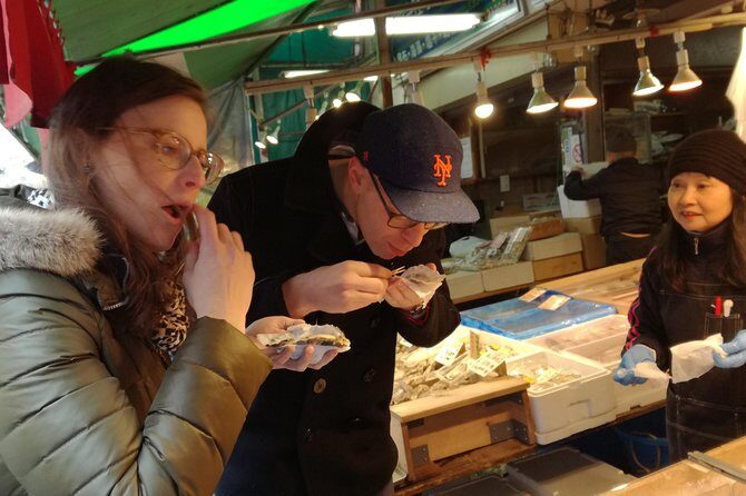 Tokyo Tsukiji Food & Culture 6hr Private Tour with Licensed Guide - Nakamise Shopping Street: snacks now, souvenirs later
