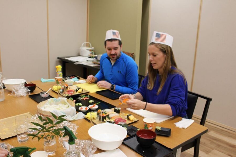 Tokyo: Tsukiji Market Guided Tour & Sushi-Making Experience - Should you book the Tsukiji Market guided tour and sushi-making class?