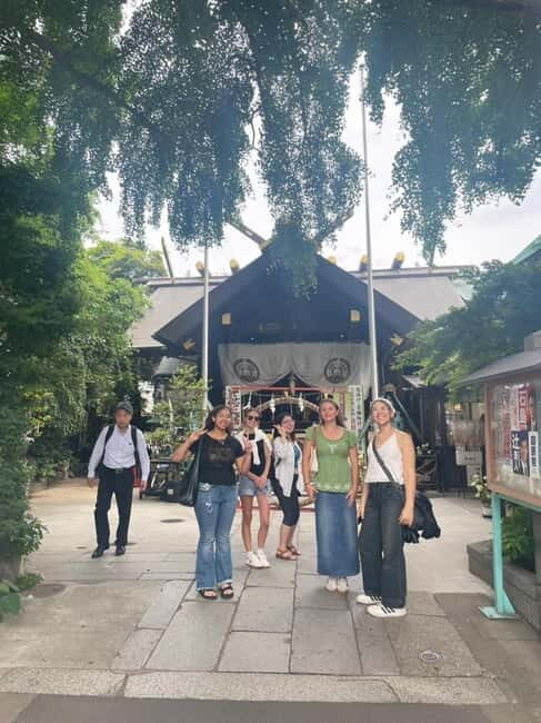 Tokyo: Tsukiji walk & sushi private tour with Uni Students - Price and Timing: Is $87 Worth It for 3 Hours?