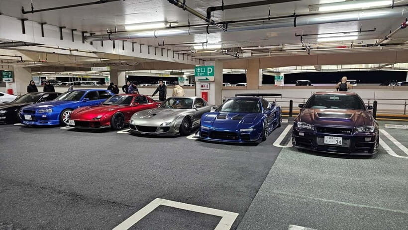 Tokyo: Visit Every Car Meet in Tokyo in a Widebody R35 GTR! - Daikoku PA and Umihotaru PA: the Tokyo parking-lot legends