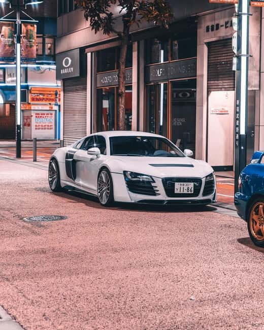 Tokyo: Visit Every Car Meet in Tokyo in a Widebody R35 GTR! - What cars you might experience: LBWK R35, plus the ride options