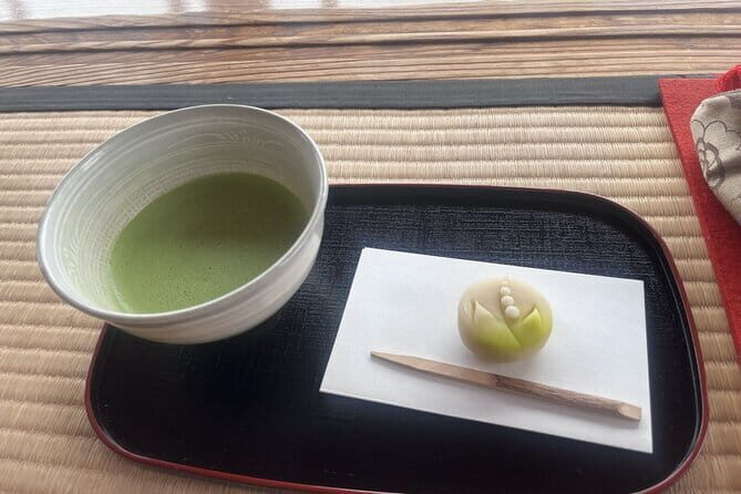 Tokyo Walking Tour : Sumo, Sushi, Tea, Temples and Tokyo Tower - Stop 1: Arashio Beya sumo training and the etiquette you should respect