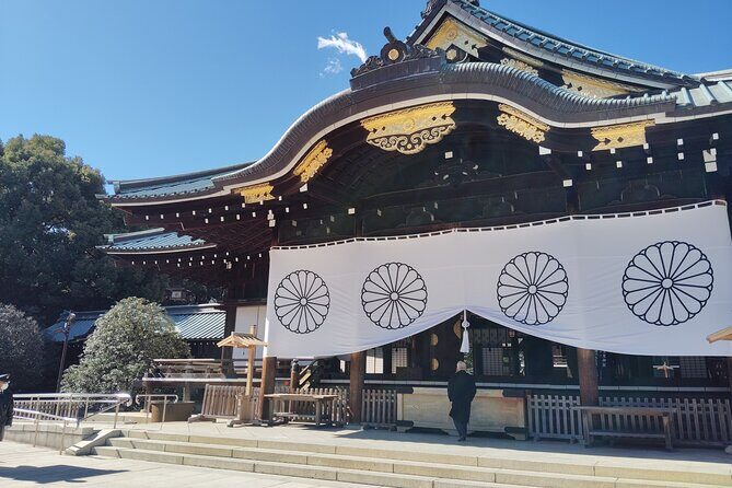 Tokyo: Yasukuni Shrine and Yushukan Museum Guided Tour - Key highlights worth planning for
