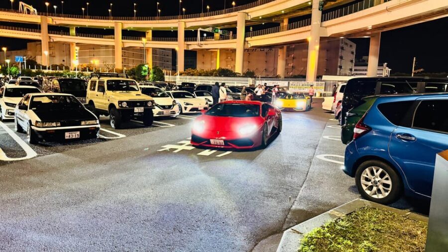 Tokyo/Yokohama: Private JDM Daikoku/大黒 Car Meet With Driver - Autobacs Shinonome: Shopping and Street-Scene Energy