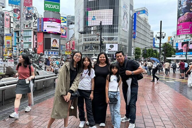 Tokyo:Enjoy street food & Japanese food culture at Tsukiji Market - Stop 2: Tsukiji Jogai Market snack sampling (what you can expect)