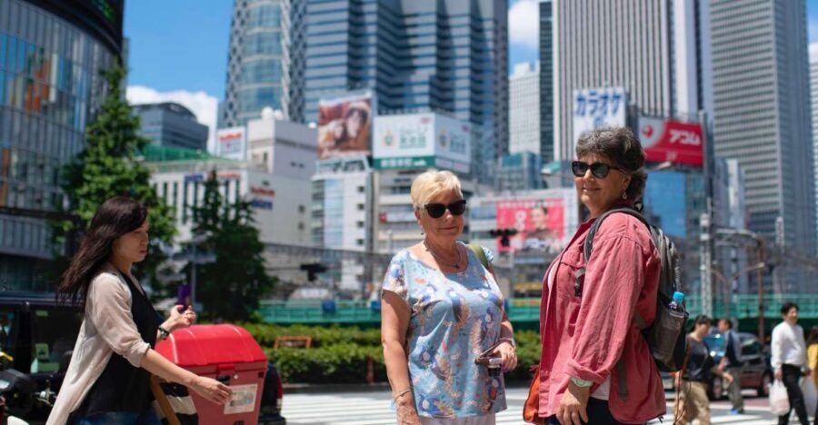 Tokyo's Upmarket District: Explore Ginza with a Local Guide - Where the Tour Starts: Lion Sculpture at Mitsukoshi Ginza