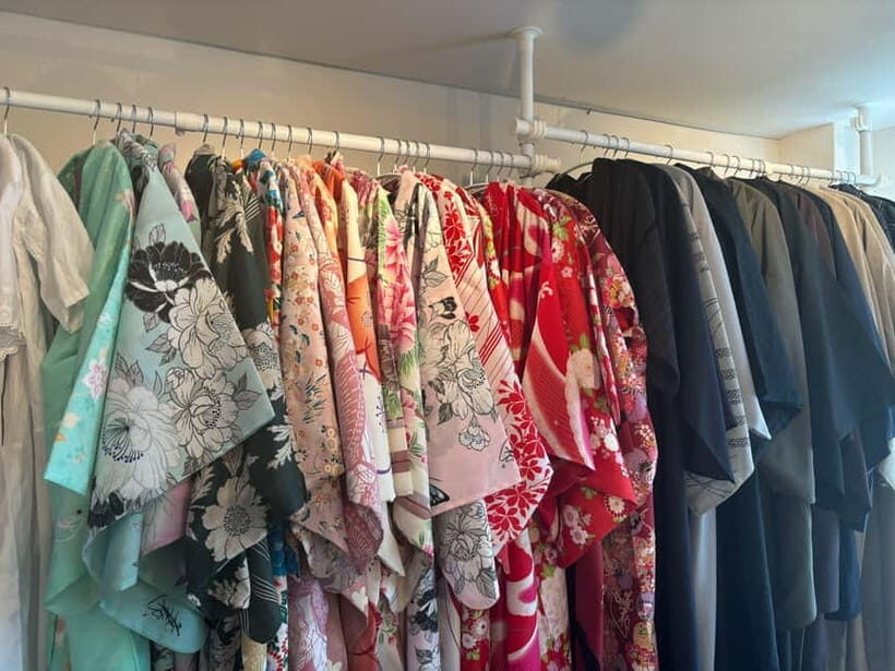 :Tokyo,Shibuya/ Pro Photography in Kimono / English-Friendly - Getting Dressed Fast: Skilled Dressers and the Hair Styling Add-On