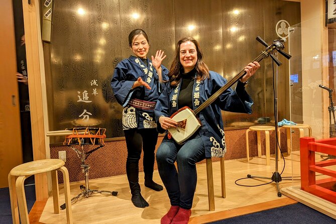 Tsugaru shamisen performance over traditional dinner - The restaurant show: where Tsugaru shamisen gets personal