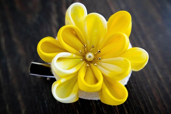 Tsumami Zaiku Japanese Fabric Flower Class - Tsumazaiku in Nihonbashi: small-group craft with real hands-on time
