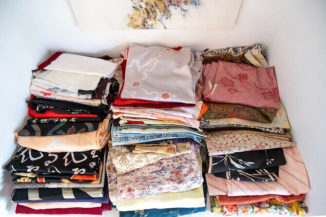 Turn Antique Kimono into Take-Home Interior Art - Choosing your ichigo-ichie kimono: color, pattern, and meaning