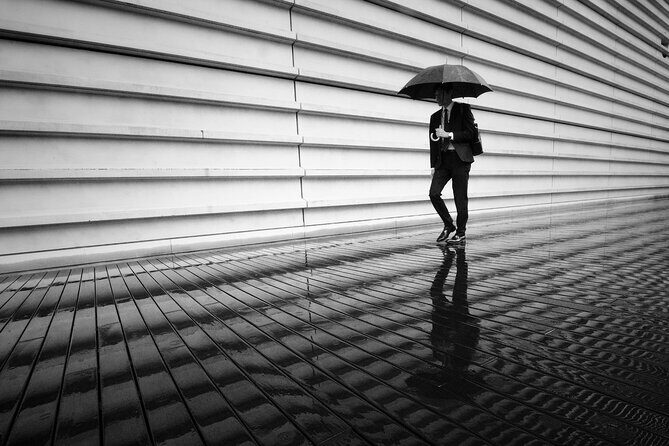 Urban Geometry with Laurence Bouchard - A photographer’s route through Tokyo’s lines and shadows