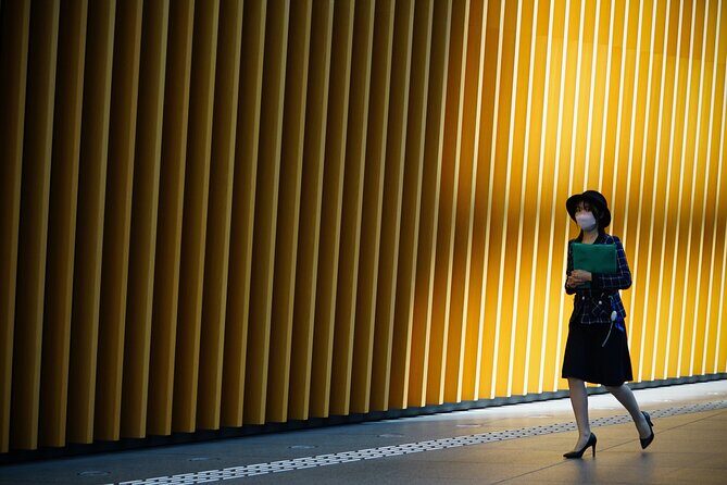 Urban Geometry with Laurence Bouchard - Ebisu Garden Place: trellis shadows as your first subject