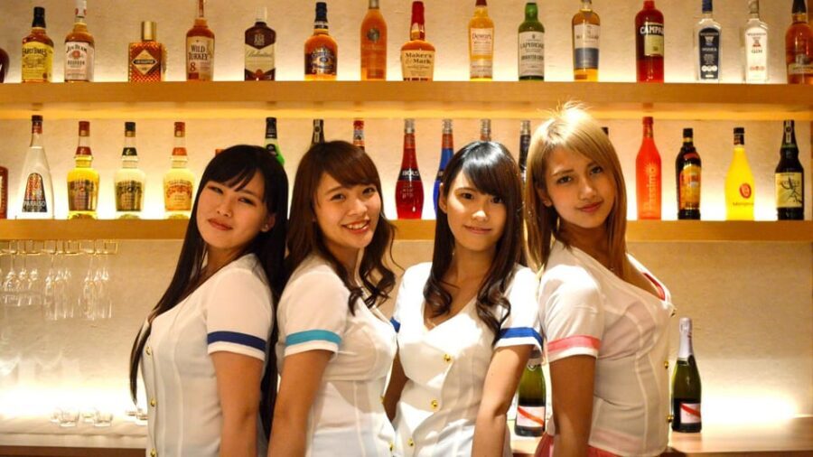 VIP Private Hostess Club Tokyo Night Life Karaoke with Girls - The conversation rotation: meeting multiple ladies without feeling scattered