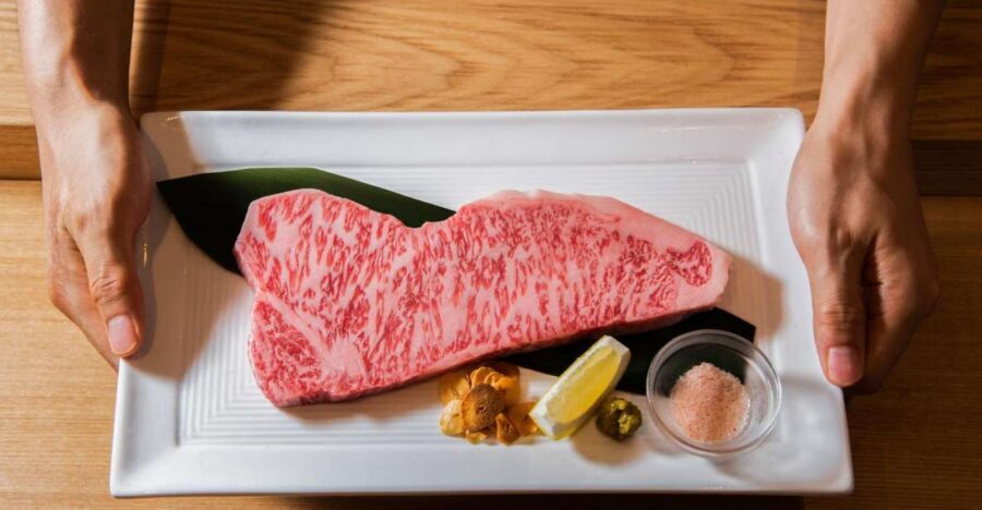Wagyu & Sake 8 Course Tasting Dinner in Shinjuku - The Big Win: Sake Pairing That Teaches You to Taste