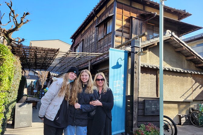 Yanaka Walking Tour: Historic and Traditional District of Tokyo - Stop 2: Tennoji Temple on the edge of the cemetery