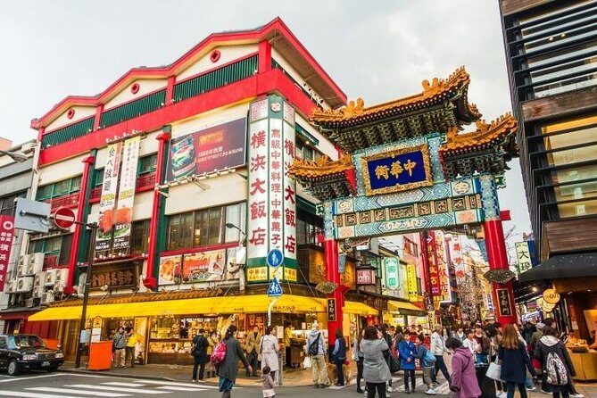 Yokohama 4hr Private Tour with Government-Licensed Guide - Chinatown and Motomachi: street energy plus the neighborhood that feels like another era