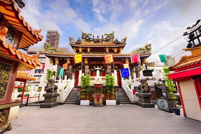 Yokohama and Kamakura Private Day Trip from Tokyo - Yokohama Minato Mirai 21: harbor views that start the day right