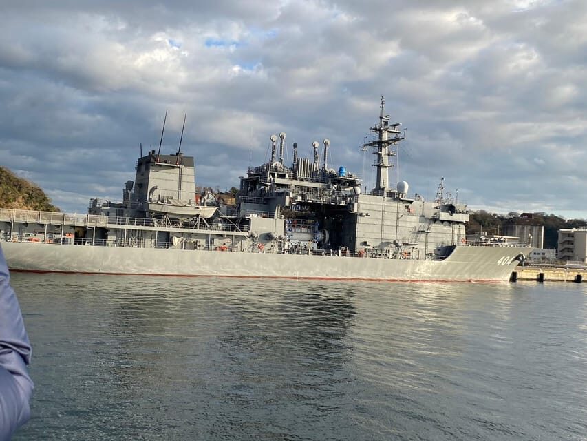 Yokosuka: Boat Trip to an Uninhabited Island - The early war-history stop: you’ll be looking at remains, not just stories